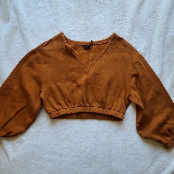 Urban Outfitters Tops - UO Cropped Sweater